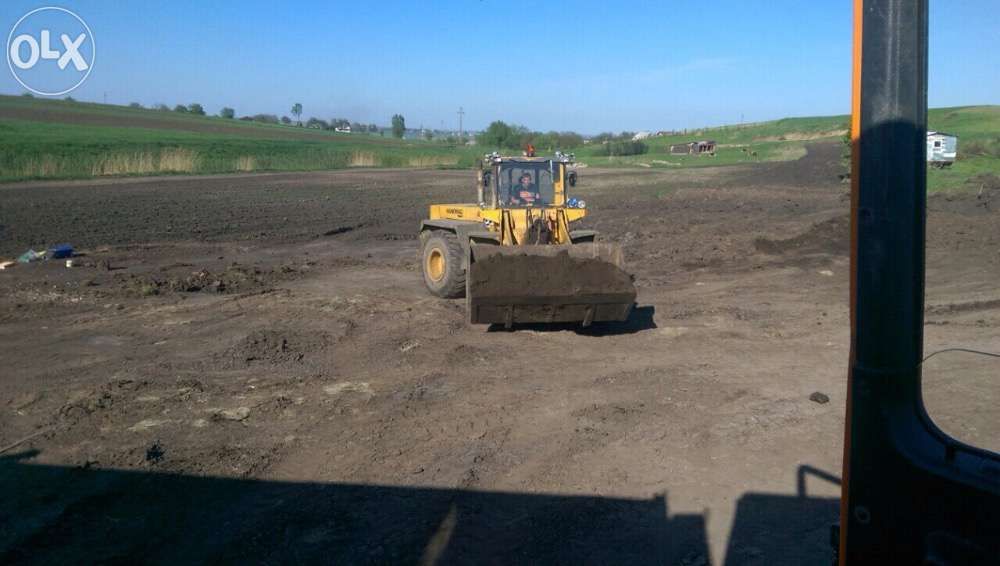 Pământ negru vegetal pentru gazon si grădină