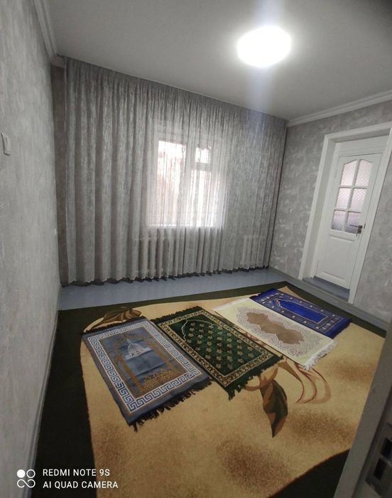 Срочный сдаётся квартира жарарик махалла 4 хоналий 550$ есть передапла