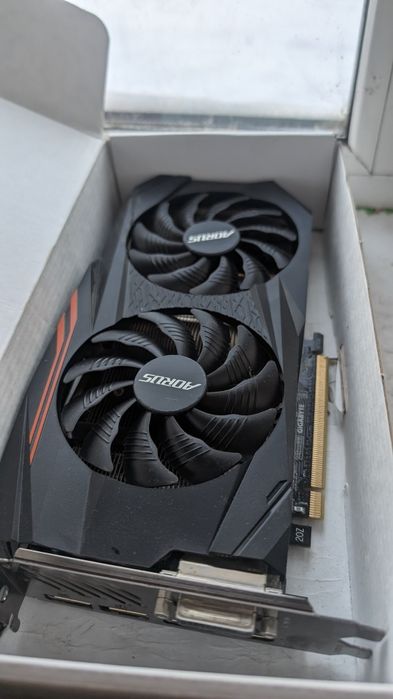 Продам видеокарту от gigabyte