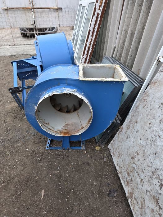 Вытяжной вентилятор