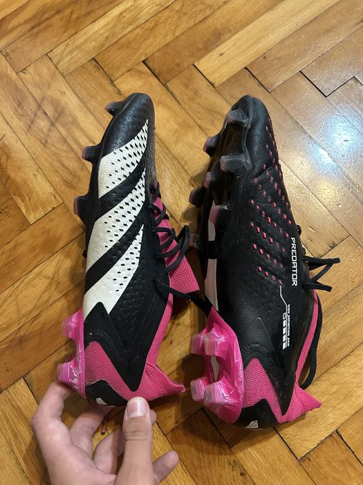 ghete de fotbal adidas predator