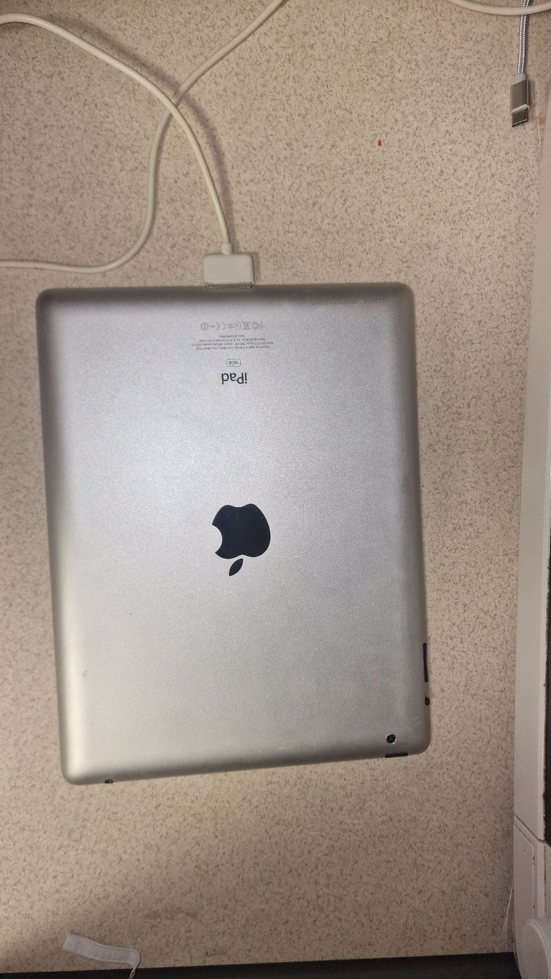 Ipad a1393 16gb запазени стар аипад
