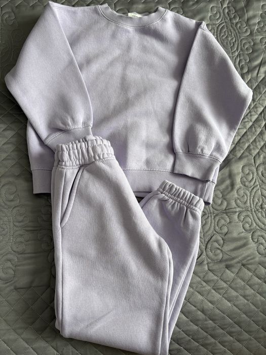 Продам спортивный костюм на девочку! Zara!