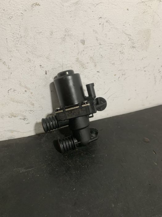 Pompa recirculare BMW Seria 5 E60 E61 | 6920226 pompa incalzire apa