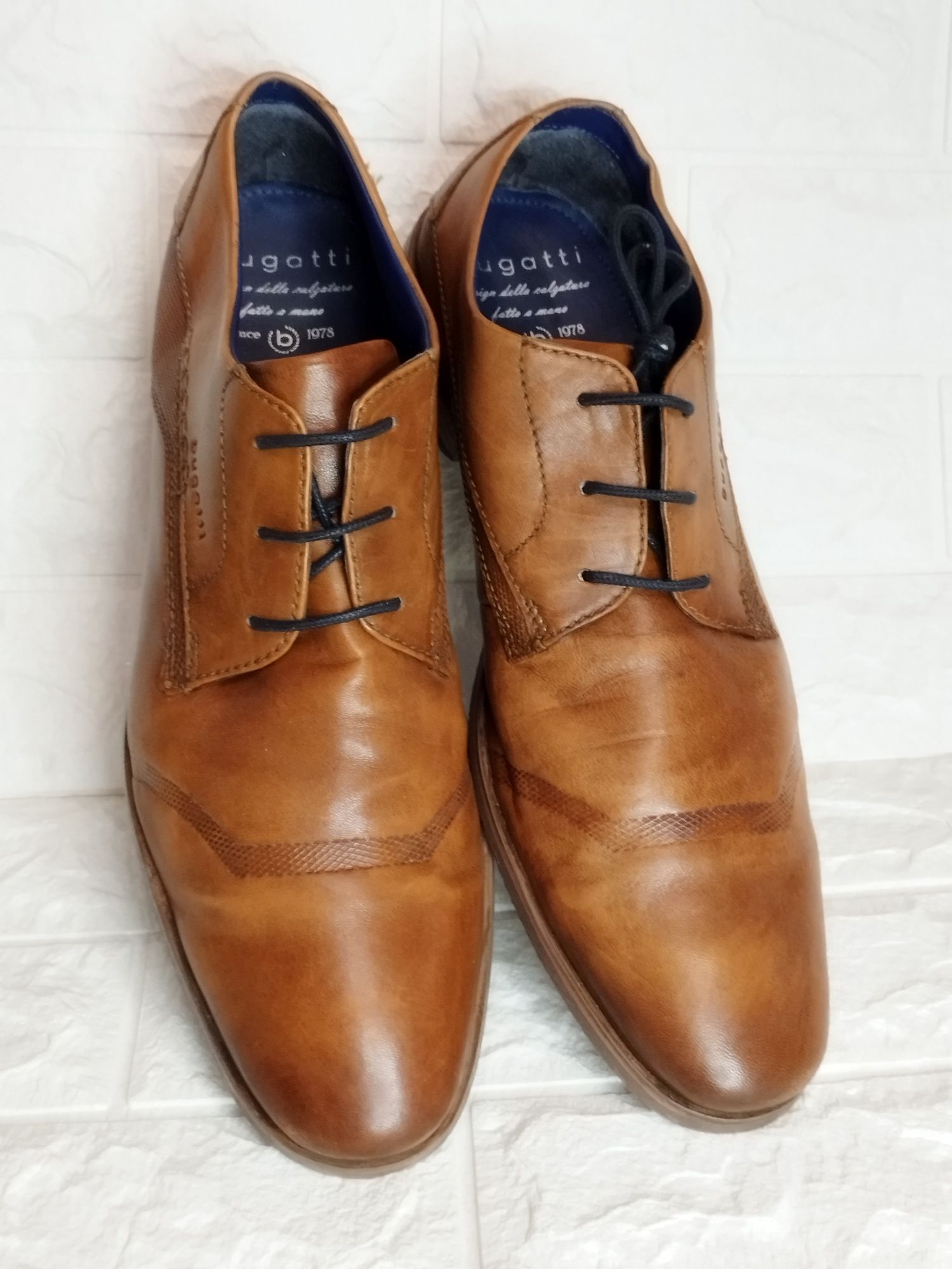 BUGATTI , италиански мъжки обувки, естествена кожа,НОВИ,45 номер