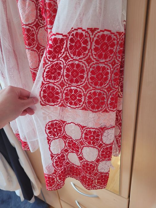 Bluza ie veche de peste 80 ani