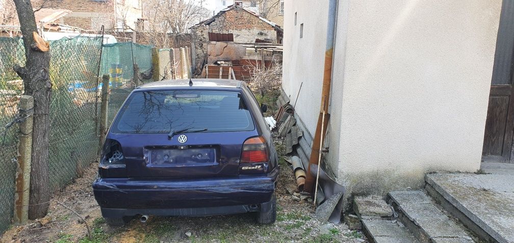 Vw golf 3 1.6 1997 година.