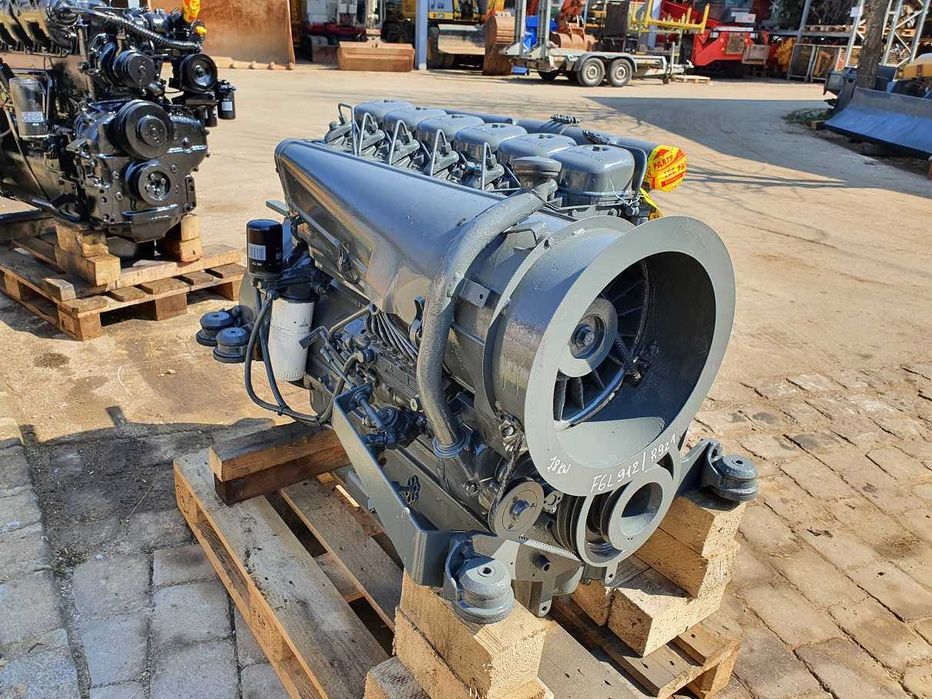 Motor Deutz F6L912 reconditionat pentru Liebherr R 921 - 78 kw
