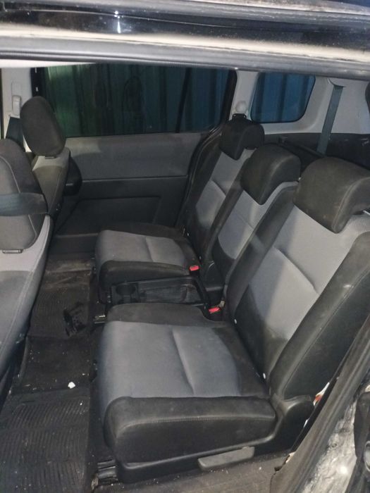 Продавам Мазда 5 1.8 бензин