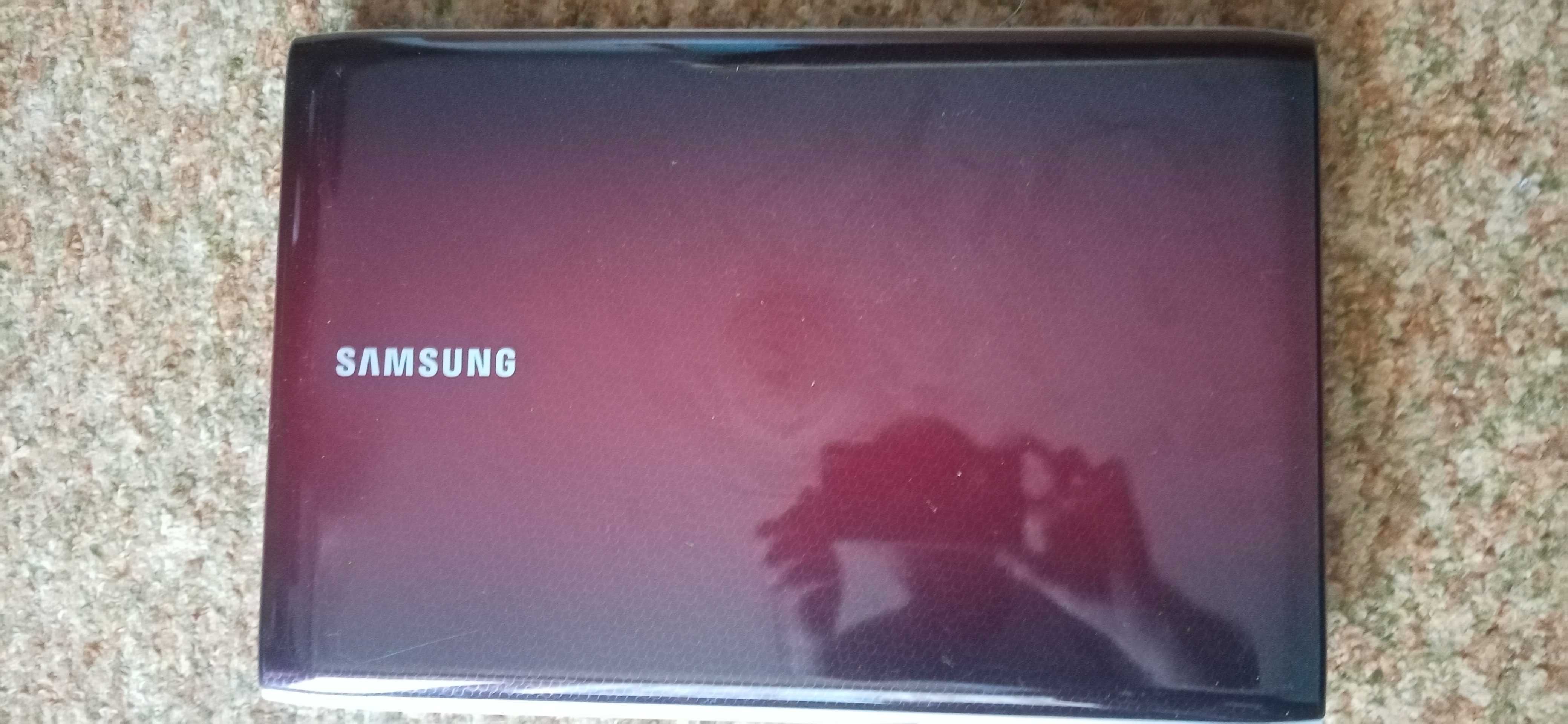 Продавам лап топп samsung ...