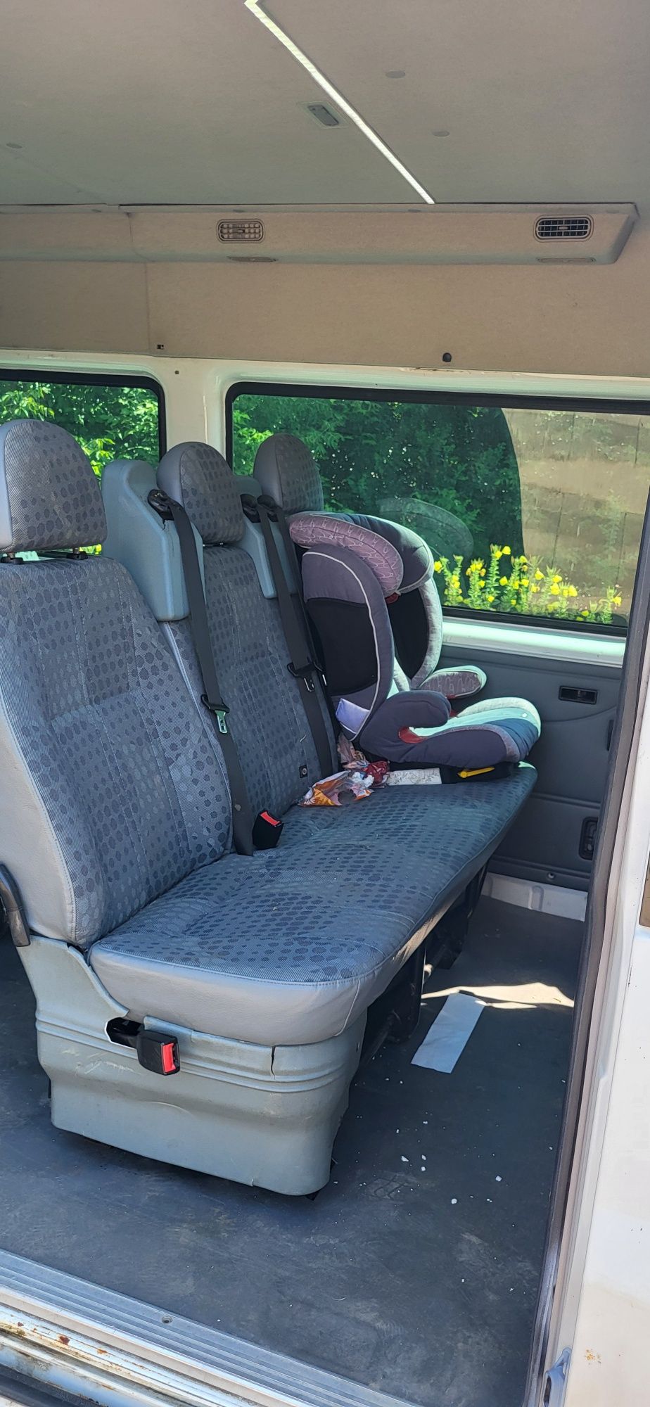 Ford transit 8+1