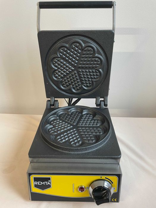 Професионален Елект.Гофретник Waffle Детелина Ф21 cm