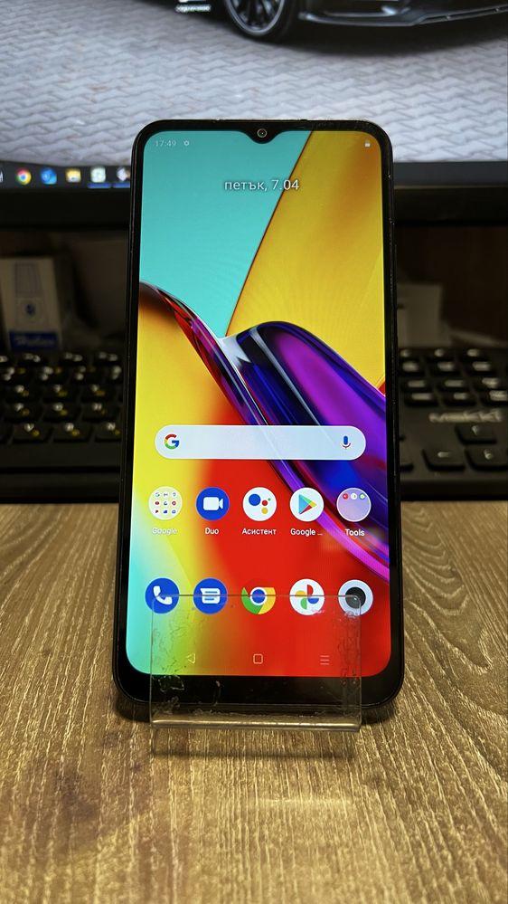 Телефон Realme c30