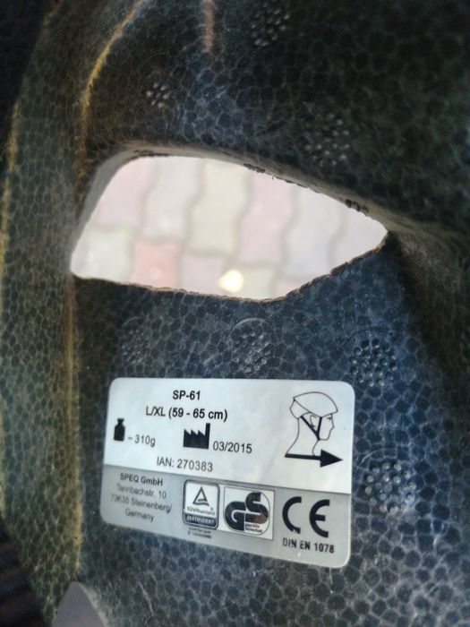 Vând cască protecție bicicleta