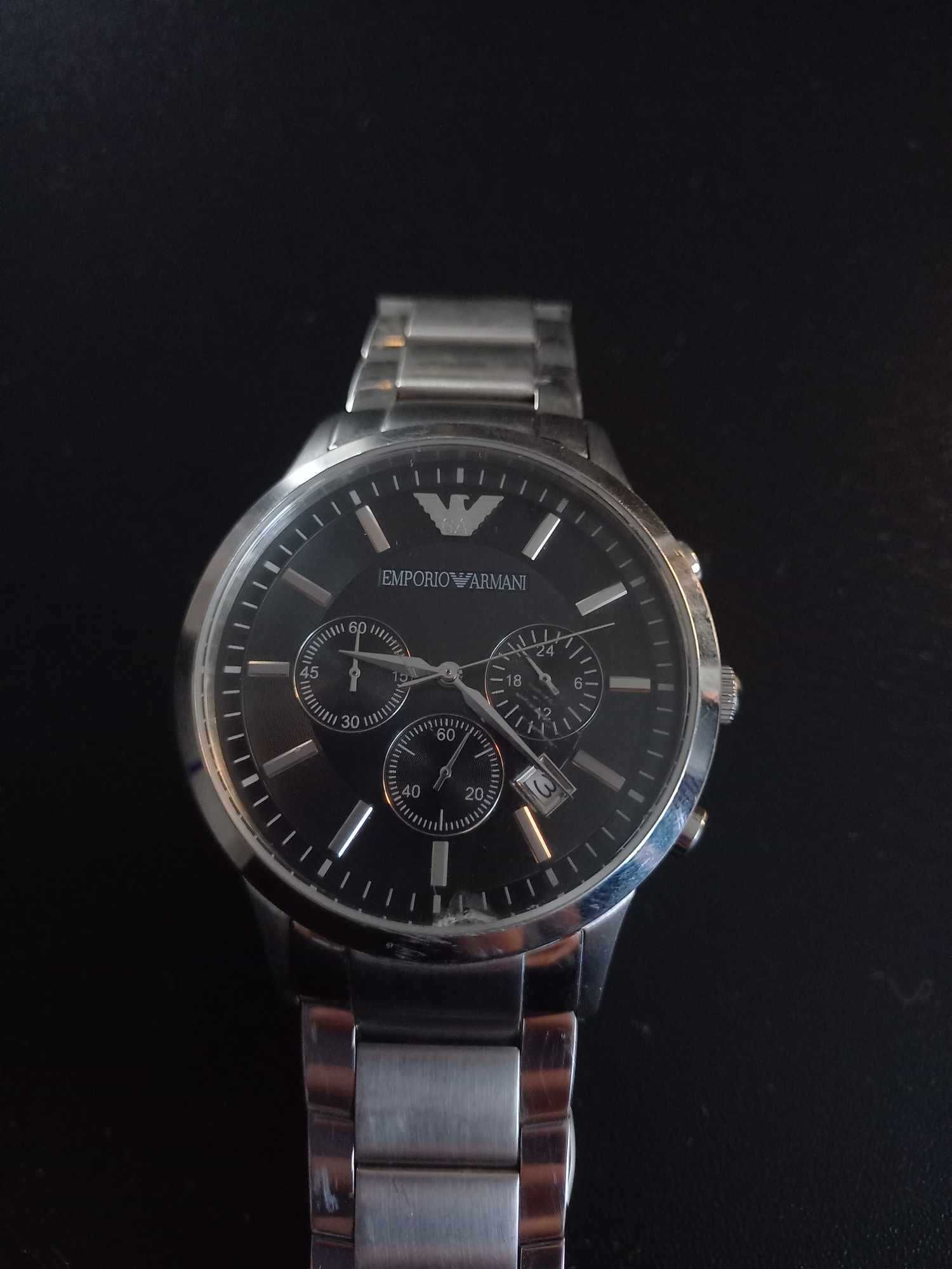Продавам часовник Emporio Armani