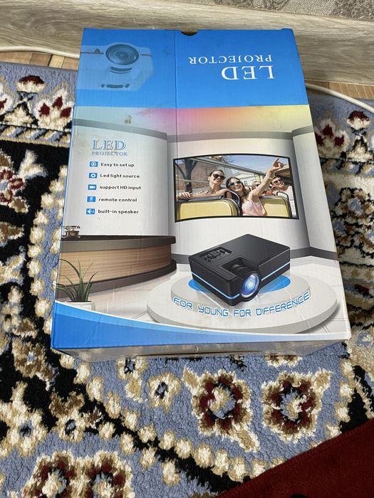 Мини проектор W-TYY001 (LED Projector)