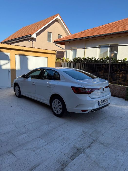 Renault Megane Sedan 2025 / in Garantie