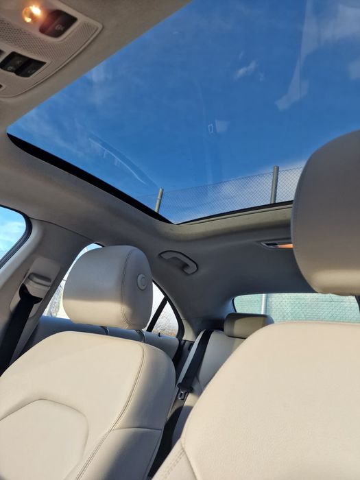 Mercedes-Benz CLA 200 CDI an 2014– Panorama, Automată, 

Mașina este