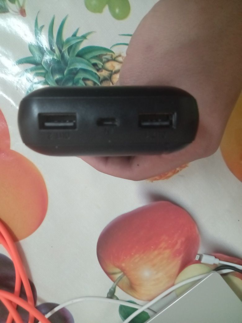 Power bank  на 2000 mAh