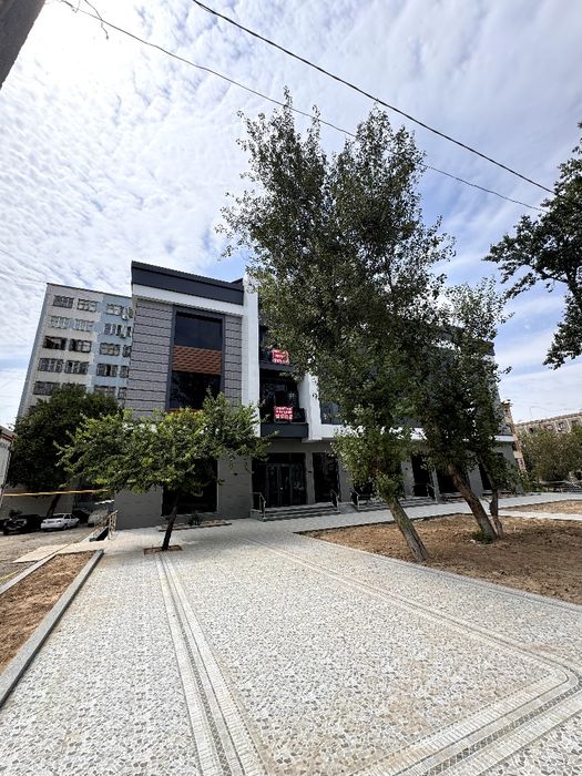 Сдается в аренду 3-х этажный бизнес-центр.