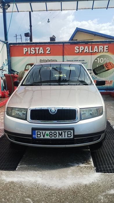 Vând skoda fabaia 1.2 benzina