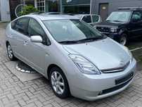 Inchirieri auto masina Rent a Car Toyota Prius Hybrid cutie Automata