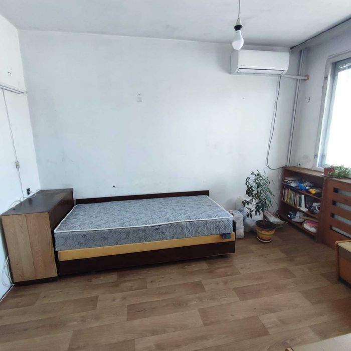 Продава се Четиристаен апартамент в Шумен, Пазара - 97 кв.м за 1210 €/кв.м - Снимка #5