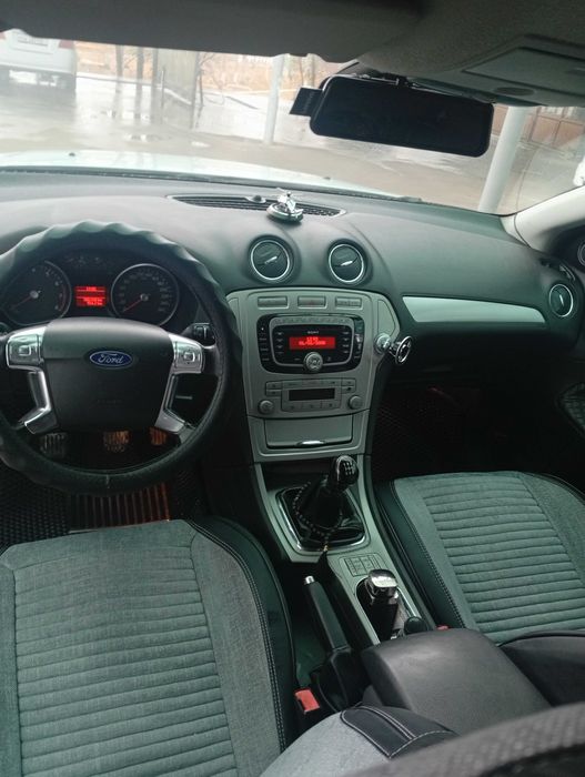 Форд Мондео в отличном состоянии