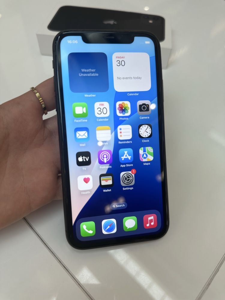 Iphone 11 Като нов