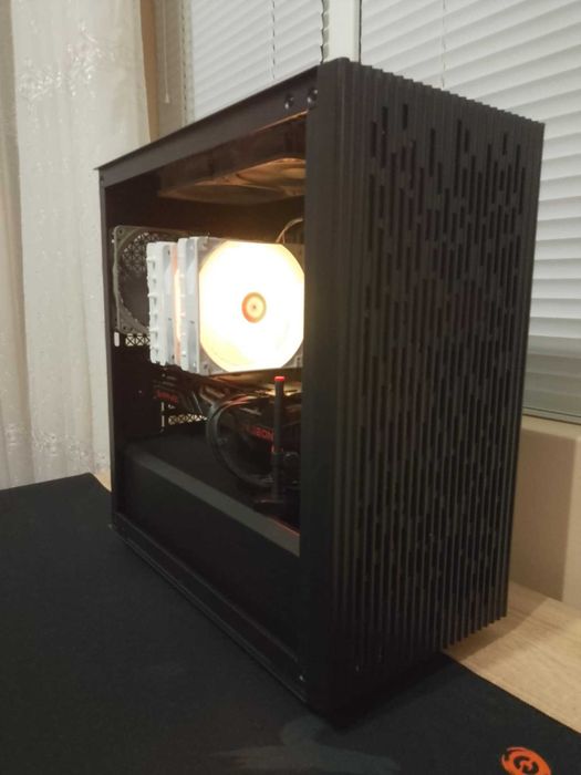 Геймърски компютър AM4 - R5 5600X, RX 6700 XT, 32 GB RAM, 1 TB SSD