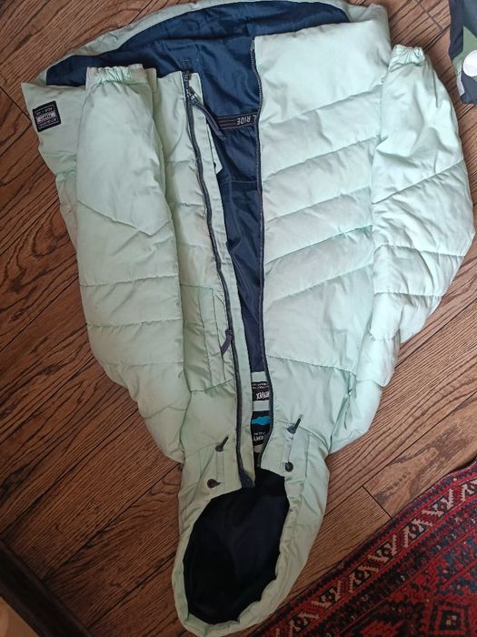 Куртка пуховая женская