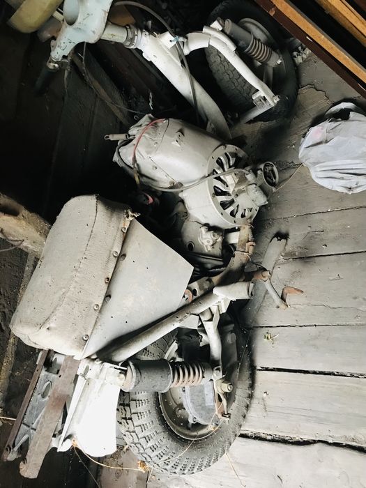 Продам мотороллер туррист