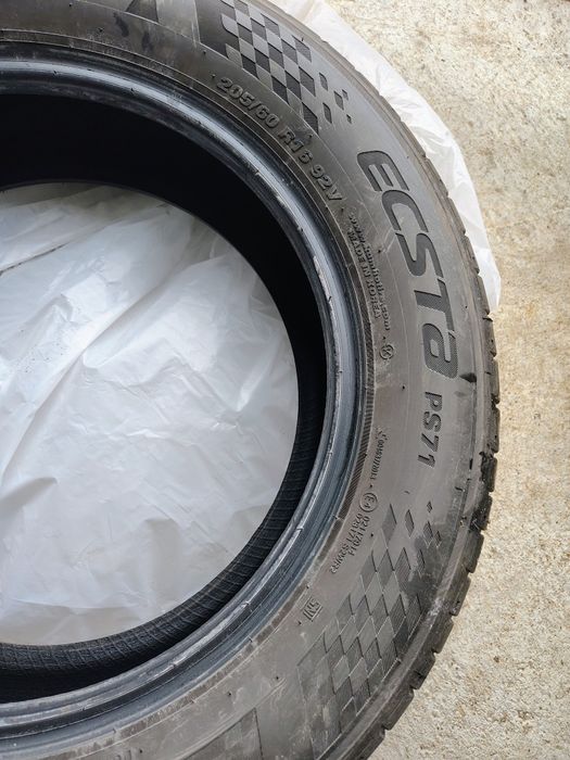 4 бр. Летни Гуми KUMHO ECSTA PS71