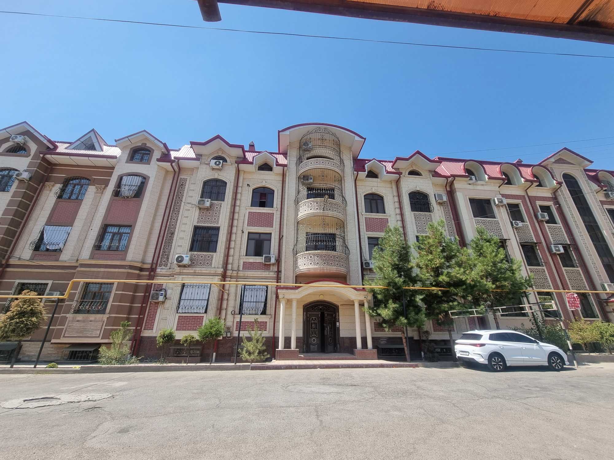 Бир хонани ижарага берамиз Сдаём одну комнату в аренду двум студенткам