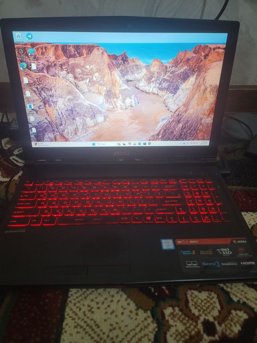 MSi gl63 8RC ноутбук