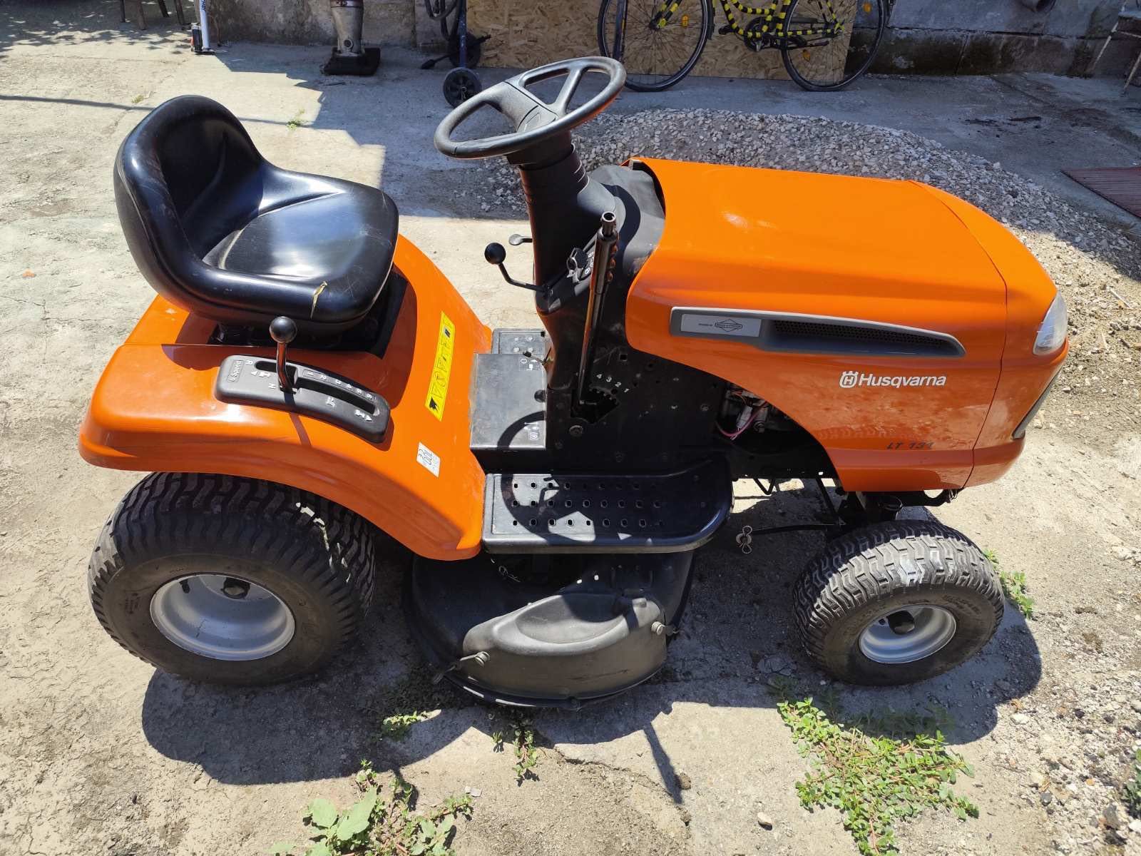 Тракторна косачка Husqvarna LT 131