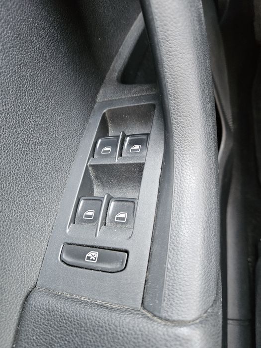 Skoda Octavia 1.6 TDI DPF DSG, Комби