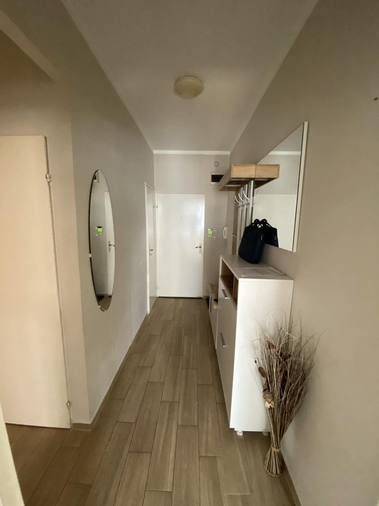 Дава се под наем Тристаен апартамент в София, Надежда 1 - 84 кв.м за 650 € - Снимка #6