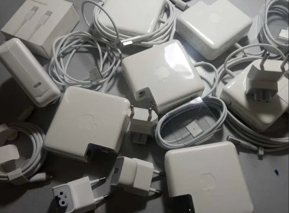 для макбука - ( Зарядка, блок питания ) -