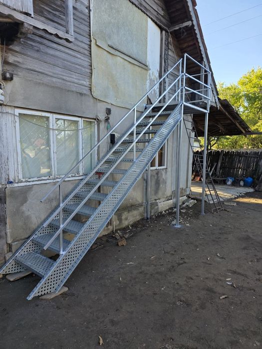 Scări zincate profesionale