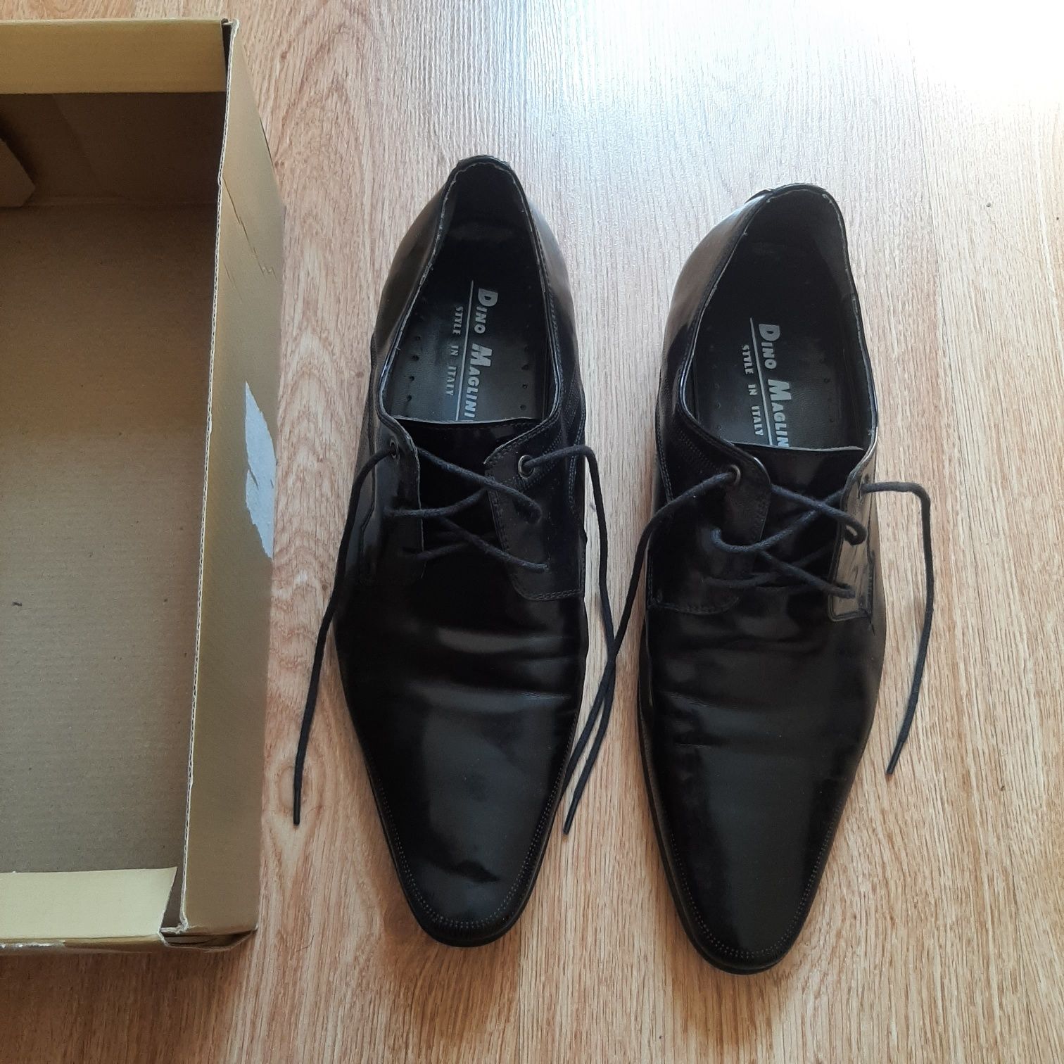 Продам или обмен мужская обувь 41