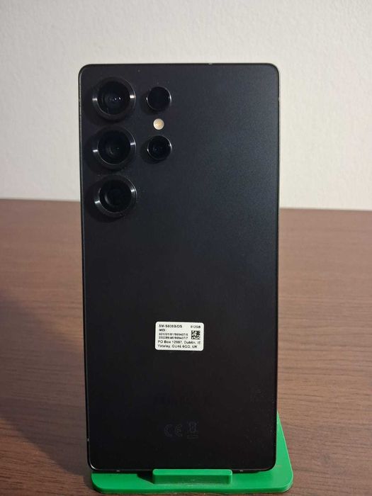 Samsung S25 ultra Tittanium Jetblack colour 512gb just 23 days old.