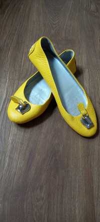 Дамски ниски обувки Geox, естествена кожа