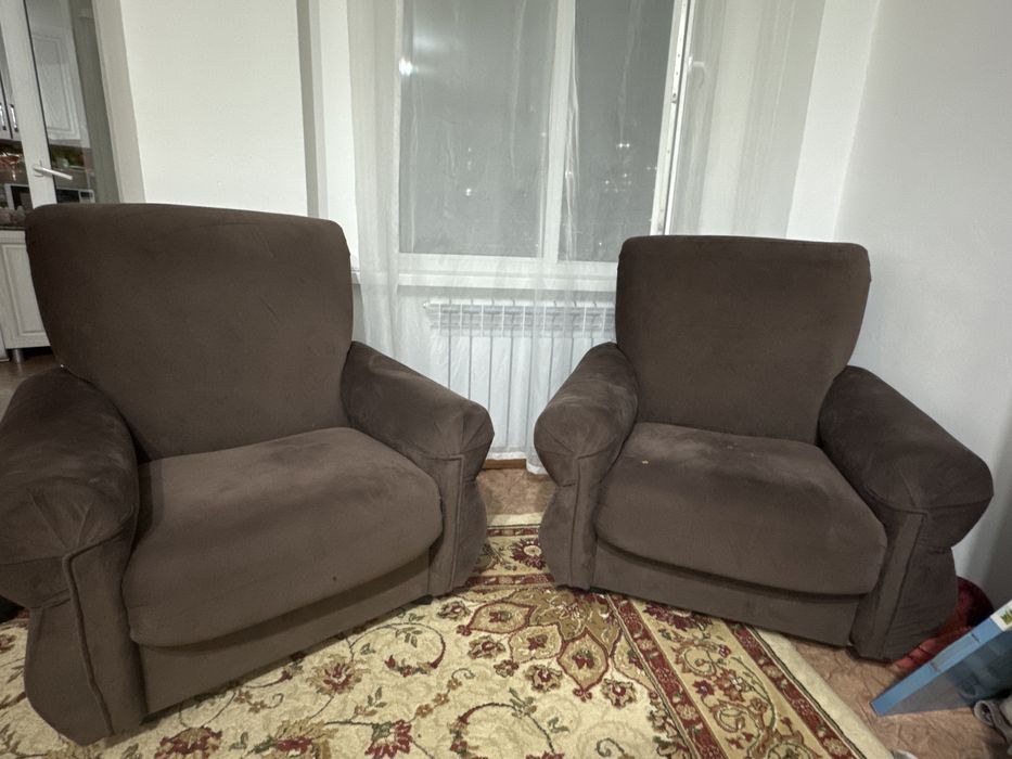 Продам диванчики