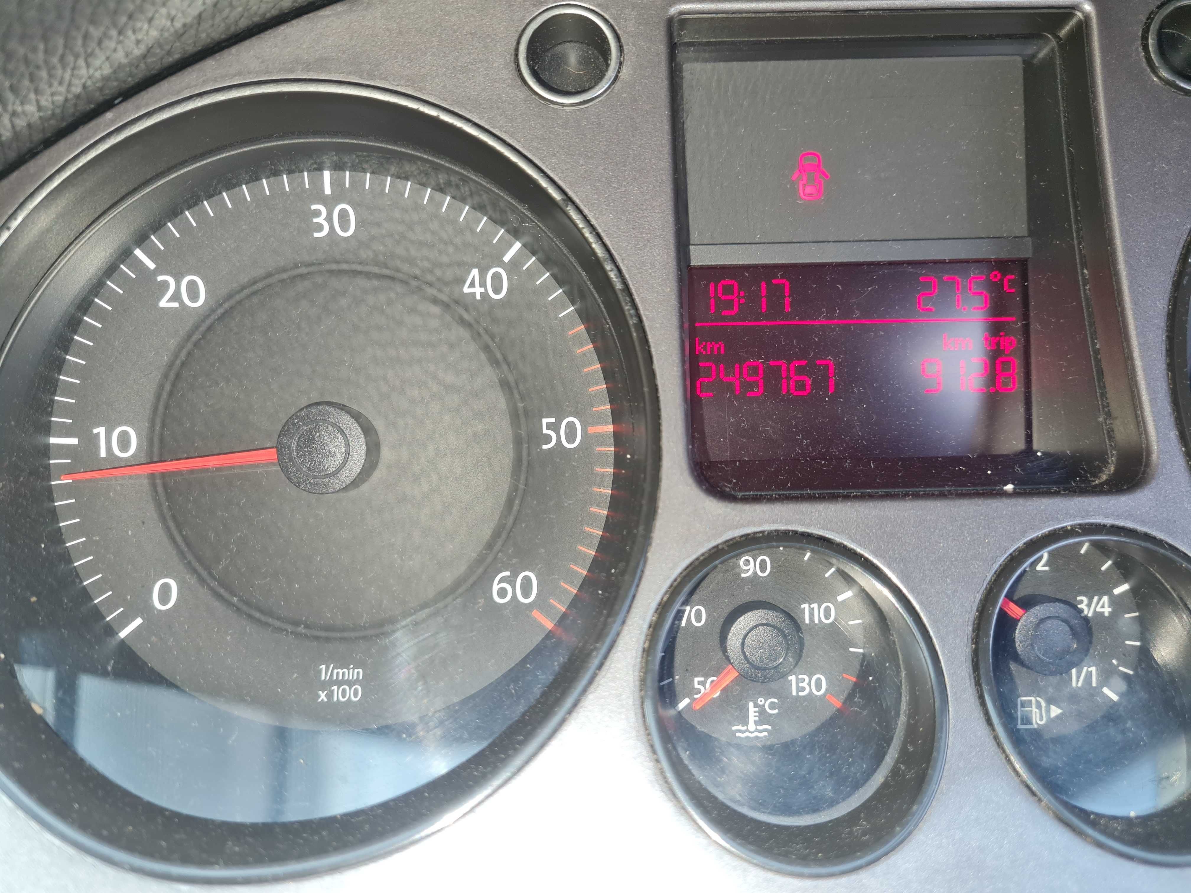 Passat b6 1.9 tdi volan pe dreapta