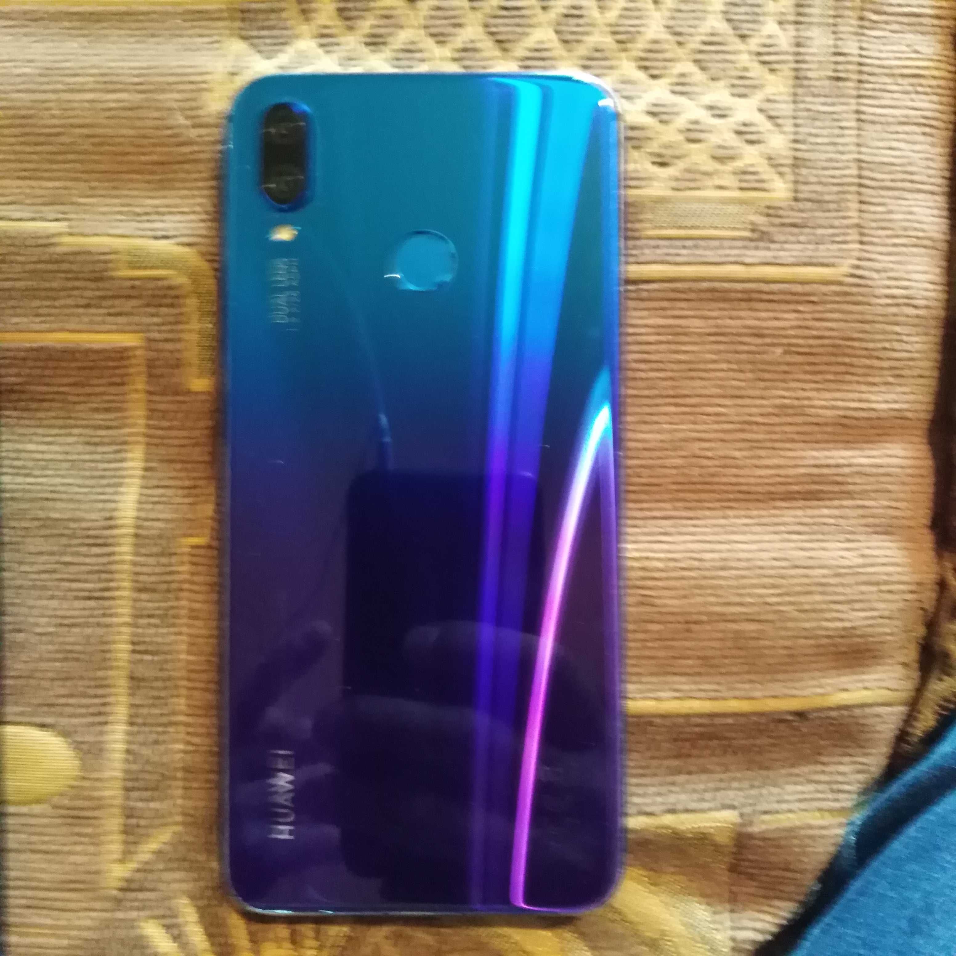 se vinde Huawei nova3i,HTC U11,Moto e6 play