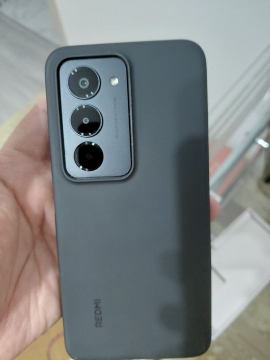 Продам телефон  Redmi 15