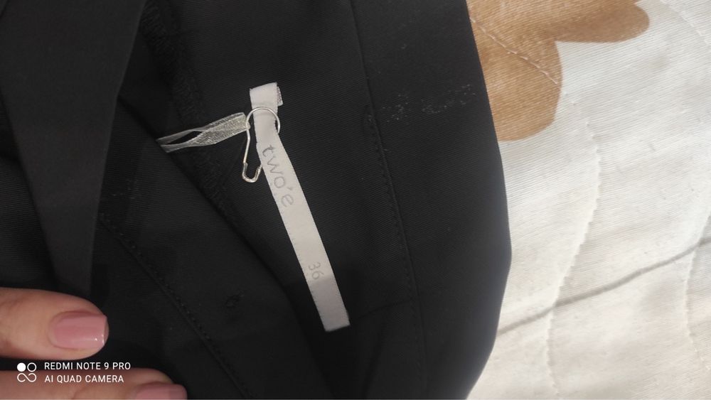 Дамска пола  Нова 36 размер