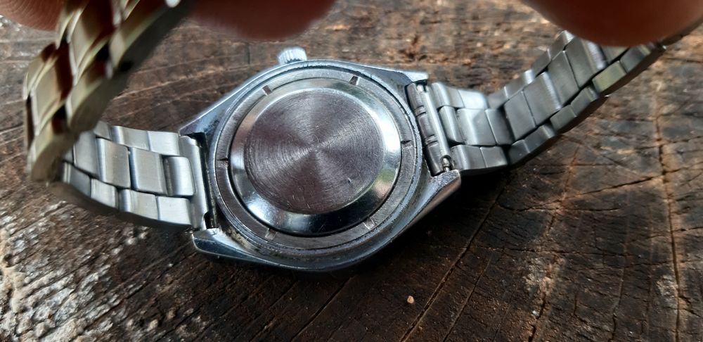 Стар Дамски механичен часовник Луч