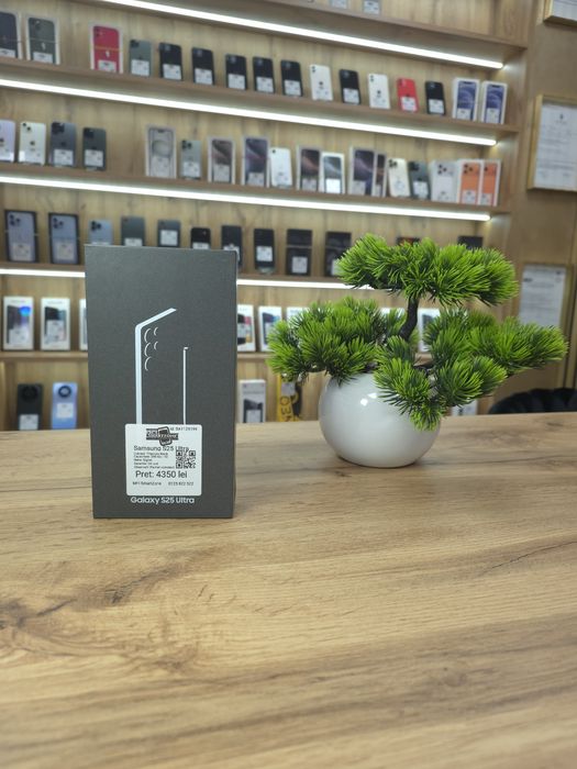 Samsung S25 Ultra Nou - 256gb Titanium Black  - Garantie 24 luni